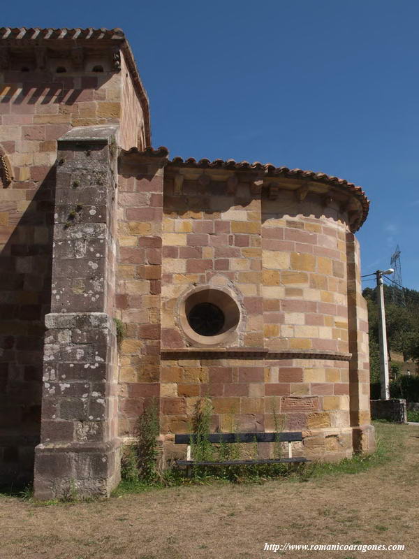 CABECERA VISTA DESDE EL SUR